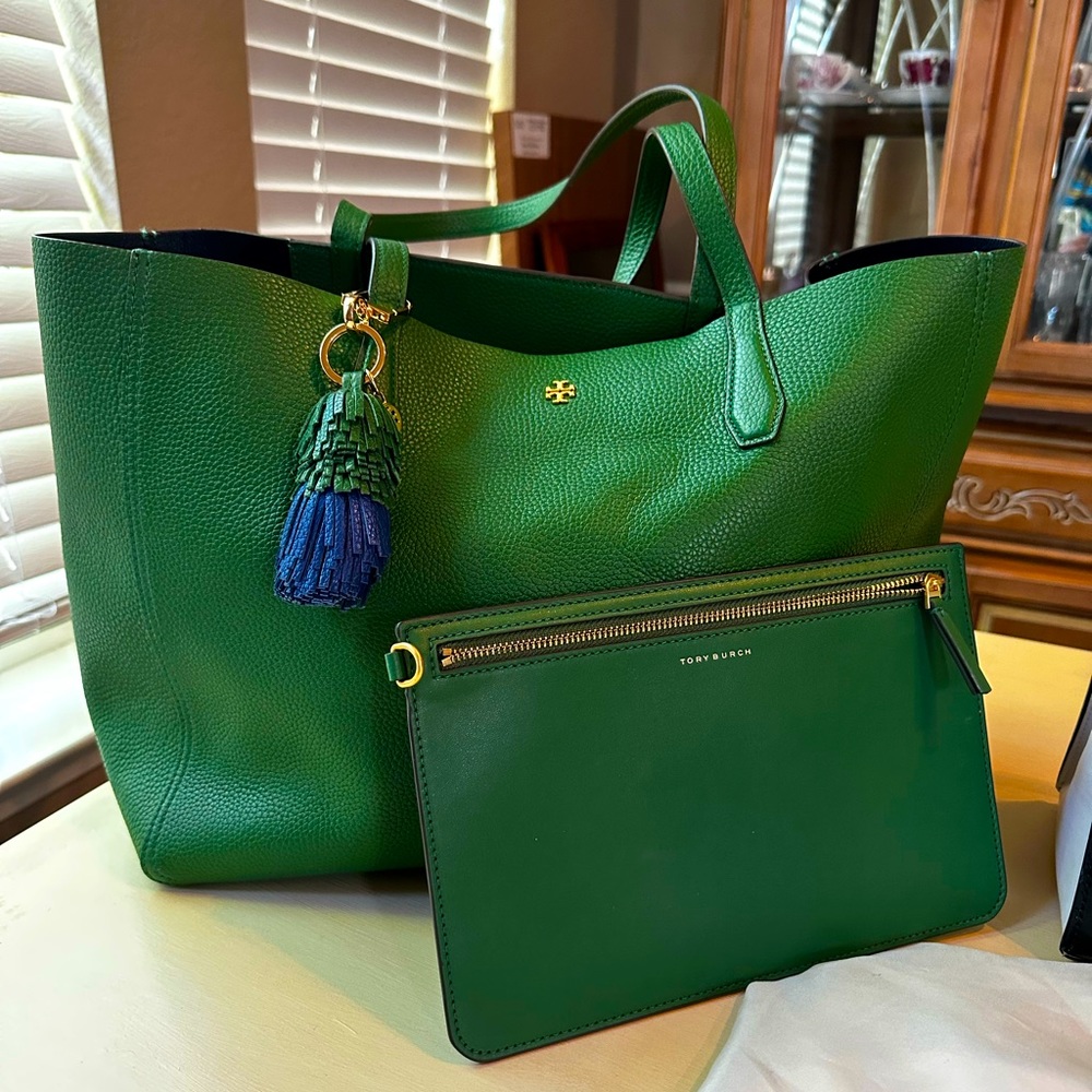 Leather Tory Burch Blake Tote with accessories